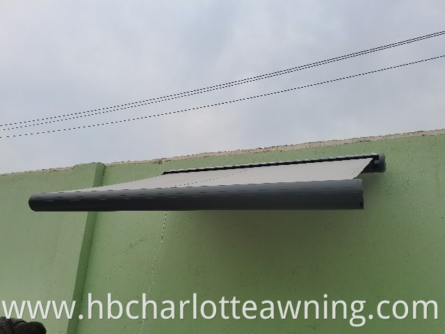 Motorized Full Cassette Retractable Awning Motorized Full Cassette Retractable Awning